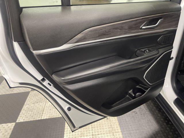 used 2021 Jeep Grand Cherokee L car, priced at $28,777