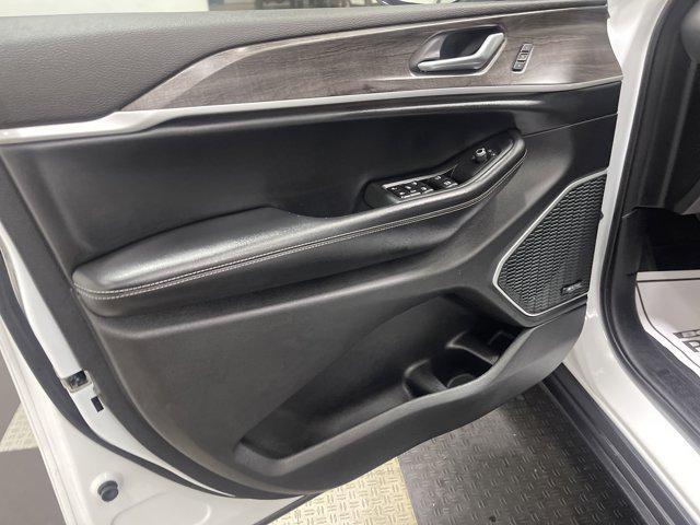 used 2021 Jeep Grand Cherokee L car, priced at $28,777