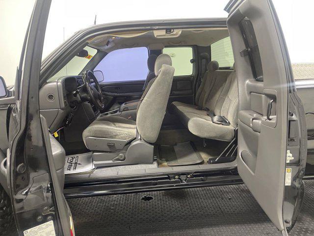 used 2004 Chevrolet Silverado 1500 car, priced at $10,990