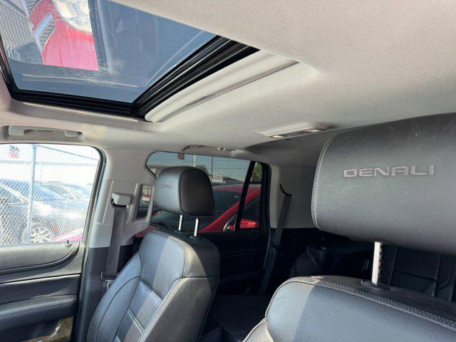 used 2017 GMC Yukon car