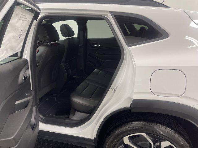 new 2025 Chevrolet Trax car, priced at $27,850
