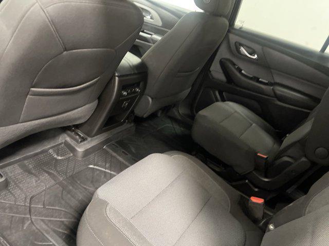 used 2022 Chevrolet Traverse car, priced at $27,222