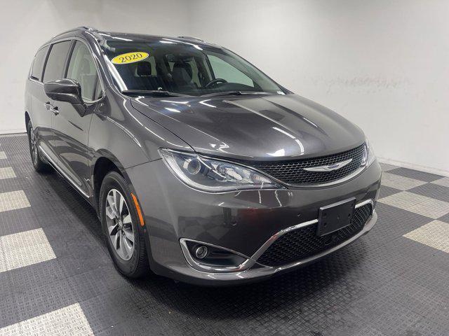 used 2020 Chrysler Pacifica car, priced at $24,444