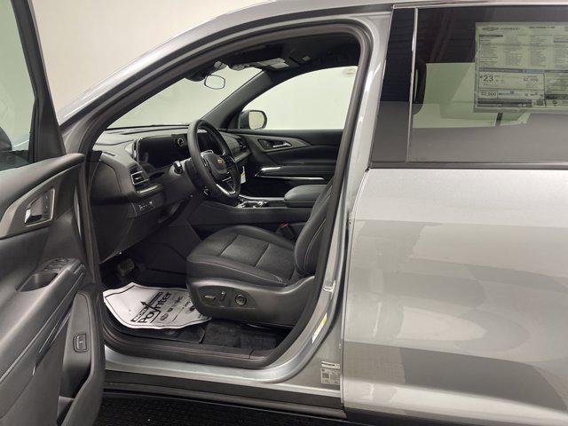 new 2025 Chevrolet Traverse car, priced at $43,045