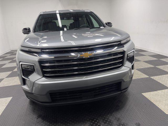 new 2025 Chevrolet Traverse car, priced at $43,045