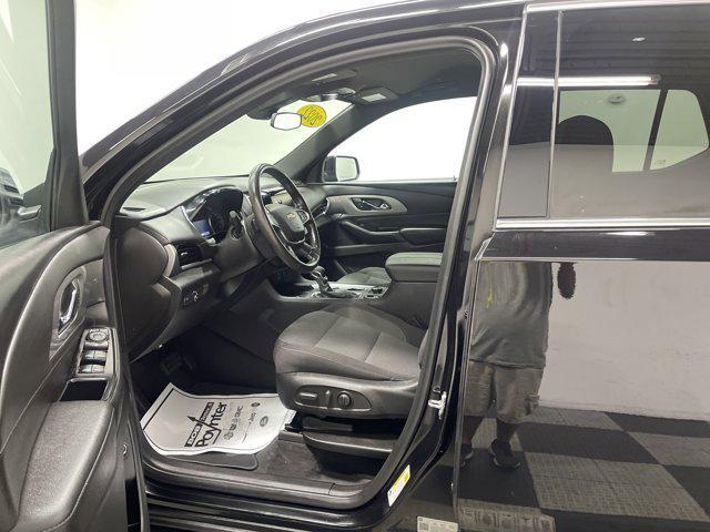used 2022 Chevrolet Traverse car, priced at $28,777