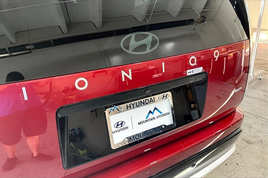 new 2026 Hyundai IONIQ 9 car, priced at $61,275