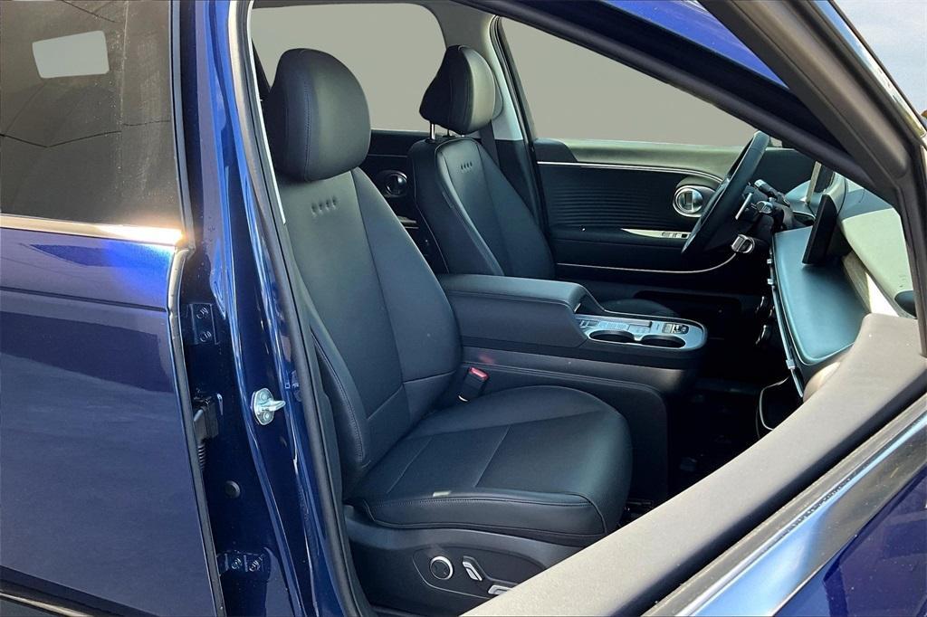 new 2026 Hyundai IONIQ 9 car, priced at $62,920