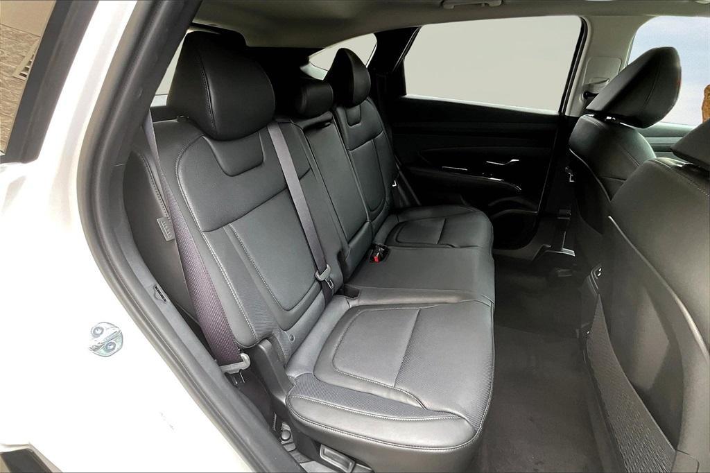 new 2025 Hyundai TUCSON Hybrid car, priced at $40,580