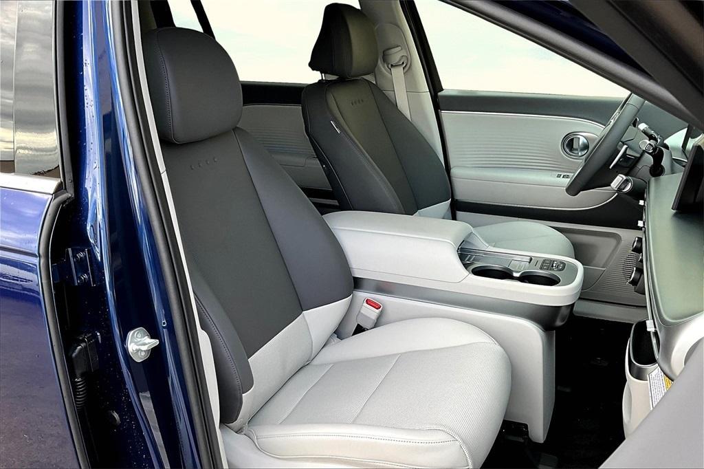 new 2026 Hyundai IONIQ 9 car, priced at $62,920