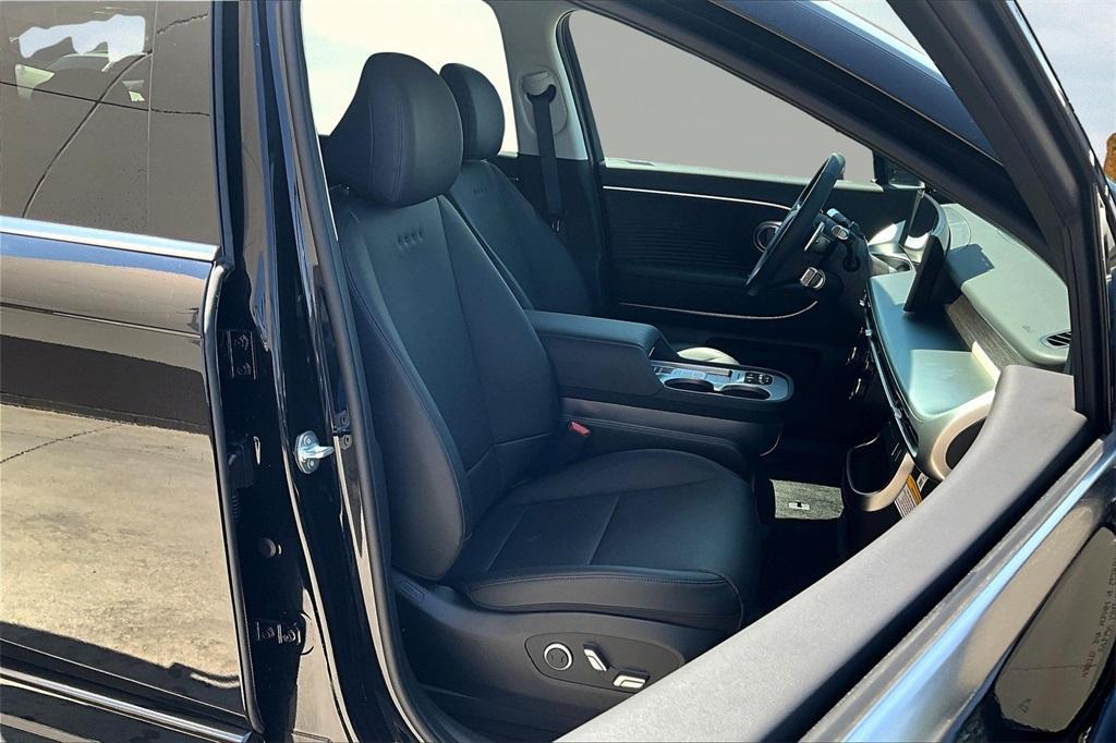 new 2026 Hyundai IONIQ 9 car, priced at $61,155