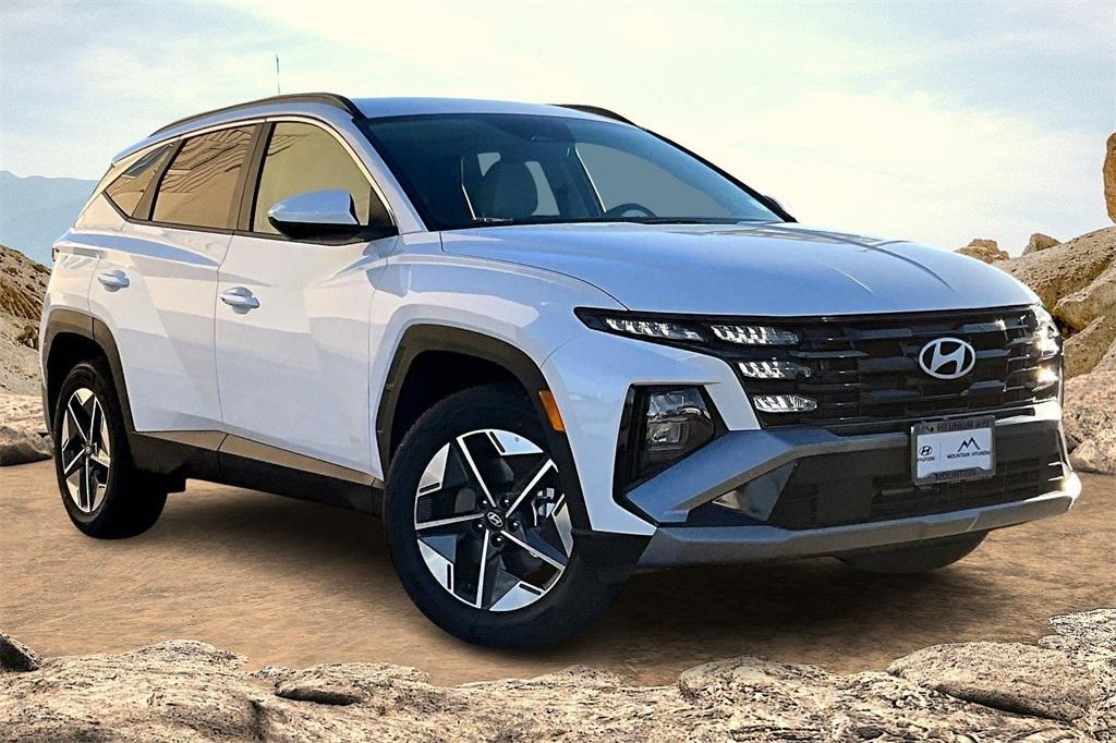 new 2026 Hyundai TUCSON Hybrid car, priced at $33,680