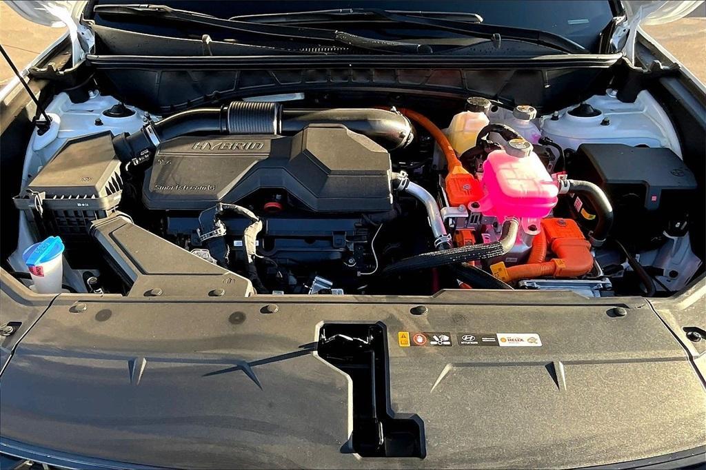 new 2026 Hyundai TUCSON Hybrid car, priced at $33,680