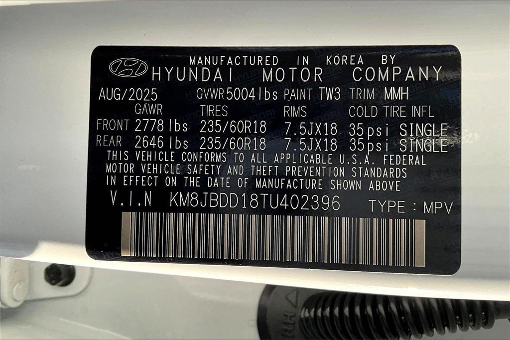 new 2026 Hyundai TUCSON Hybrid car, priced at $33,680