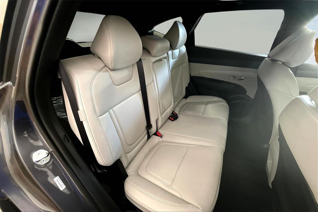 new 2025 Hyundai TUCSON Hybrid car, priced at $40,135