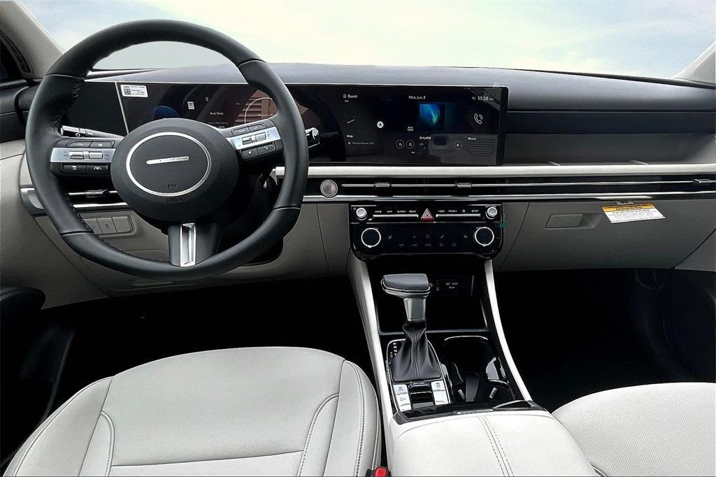 new 2025 Hyundai Tucson car, priced at $34,130