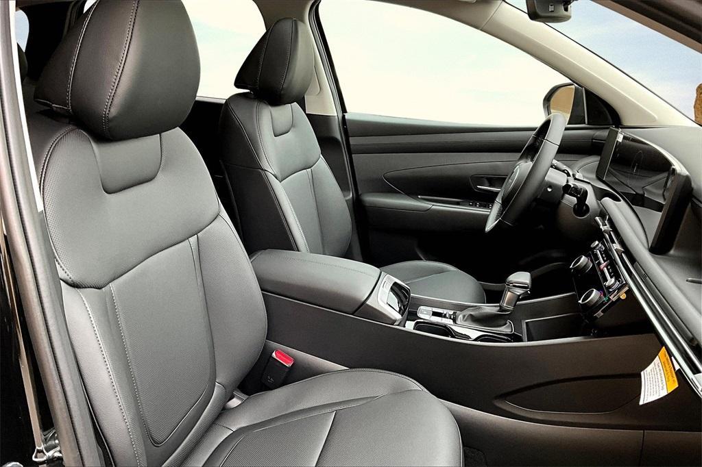 new 2025 Hyundai Tucson car, priced at $33,600