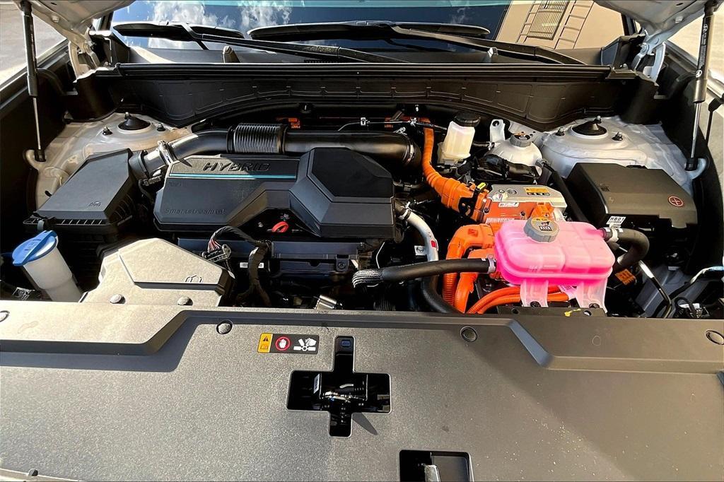 new 2025 Hyundai SANTA FE HEV car, priced at $35,655