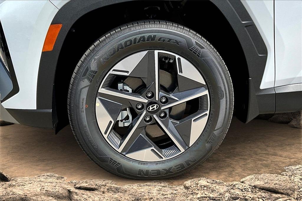 new 2025 Hyundai TUCSON Hybrid car, priced at $33,725