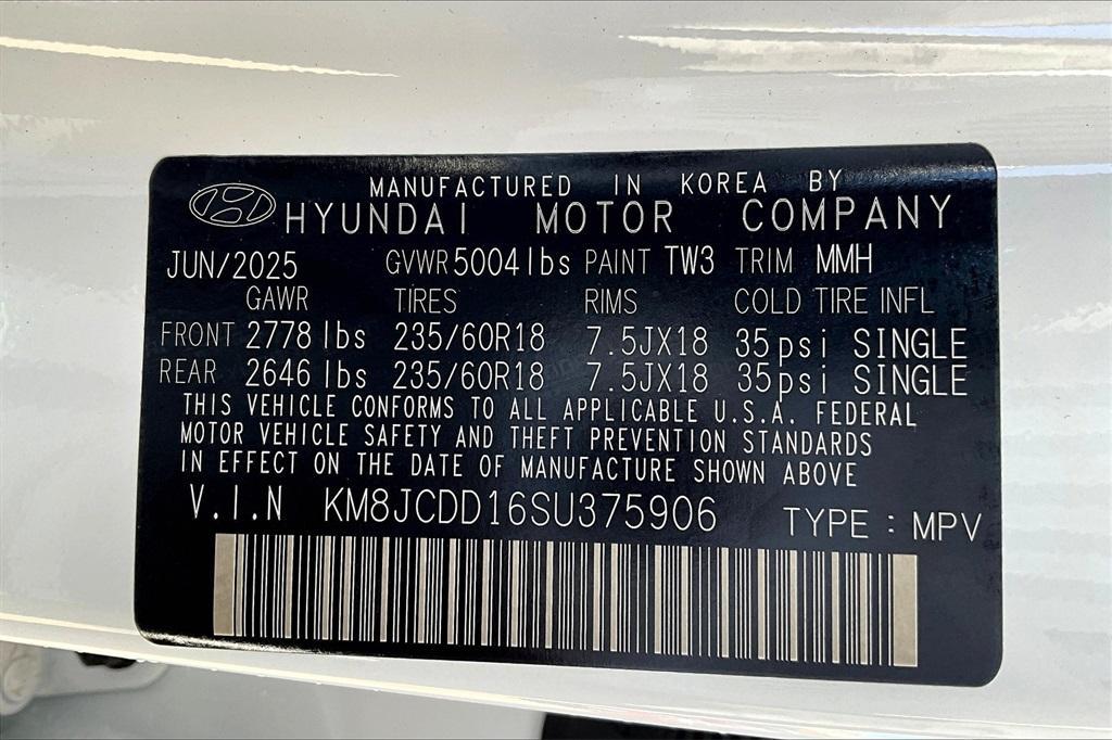 new 2025 Hyundai TUCSON Hybrid car, priced at $33,725
