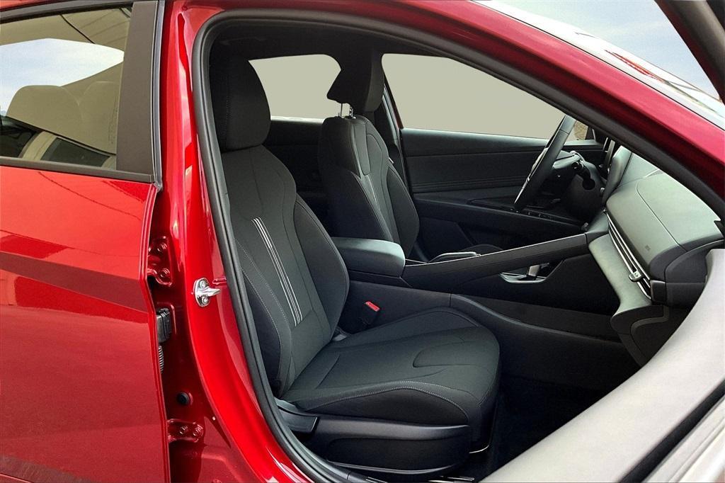 new 2025 Hyundai Elantra car, priced at $21,815