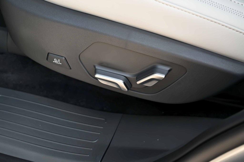 new 2025 Hyundai Santa Fe car, priced at $46,780