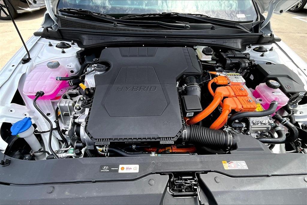 new 2025 Hyundai ELANTRA HEV car, priced at $27,140