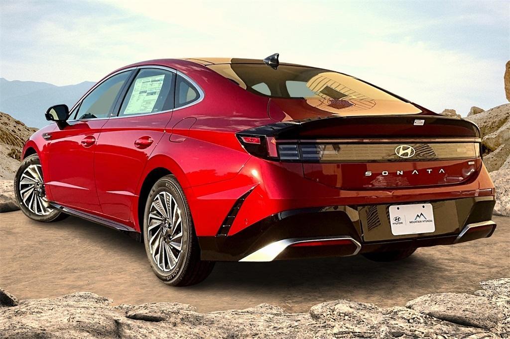 new 2025 Hyundai Sonata Hybrid car, priced at $38,520
