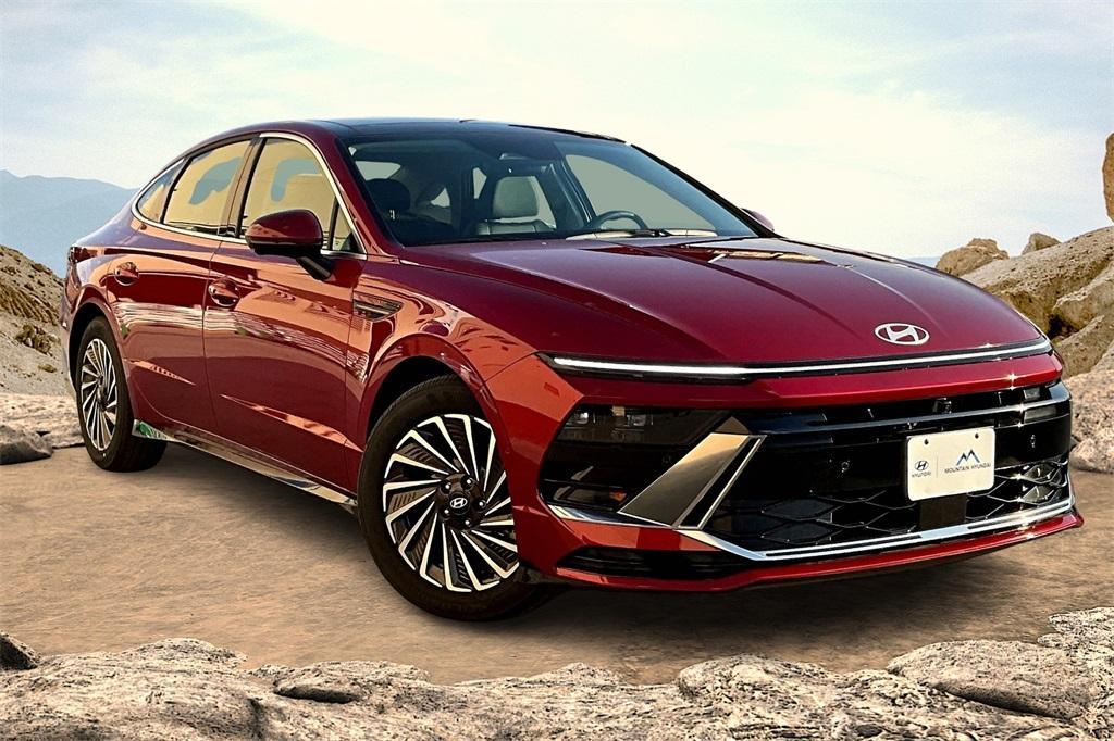 new 2025 Hyundai Sonata Hybrid car, priced at $38,520