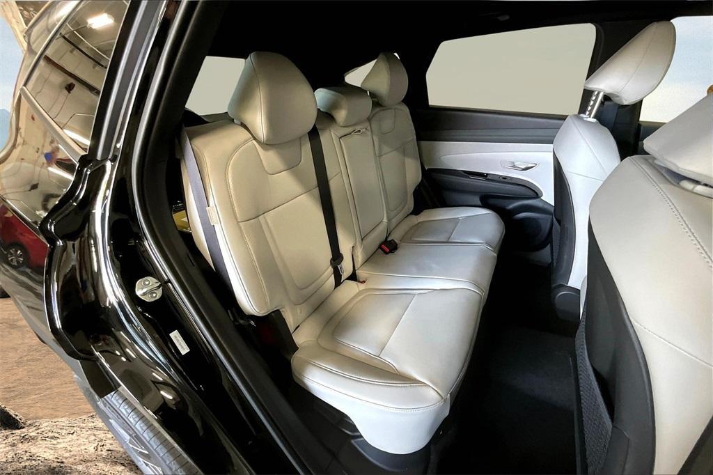 new 2025 Hyundai TUCSON Hybrid car, priced at $40,689