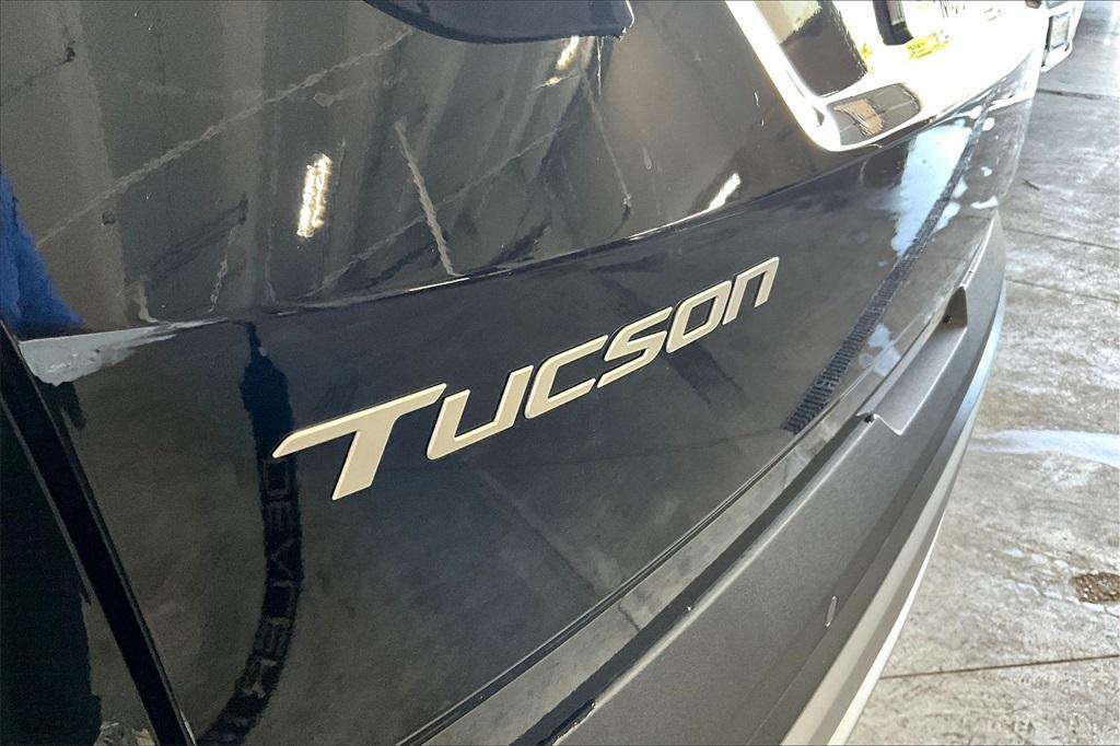 new 2025 Hyundai TUCSON Hybrid car, priced at $40,689