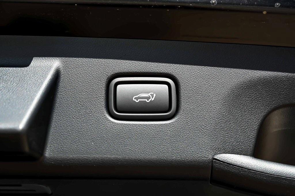 new 2025 Hyundai TUCSON Plug-In Hybrid car, priced at $47,800