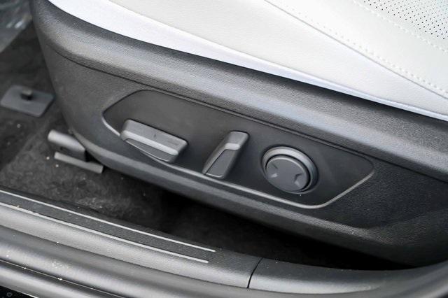 new 2025 Hyundai ELANTRA HEV car, priced at $28,715