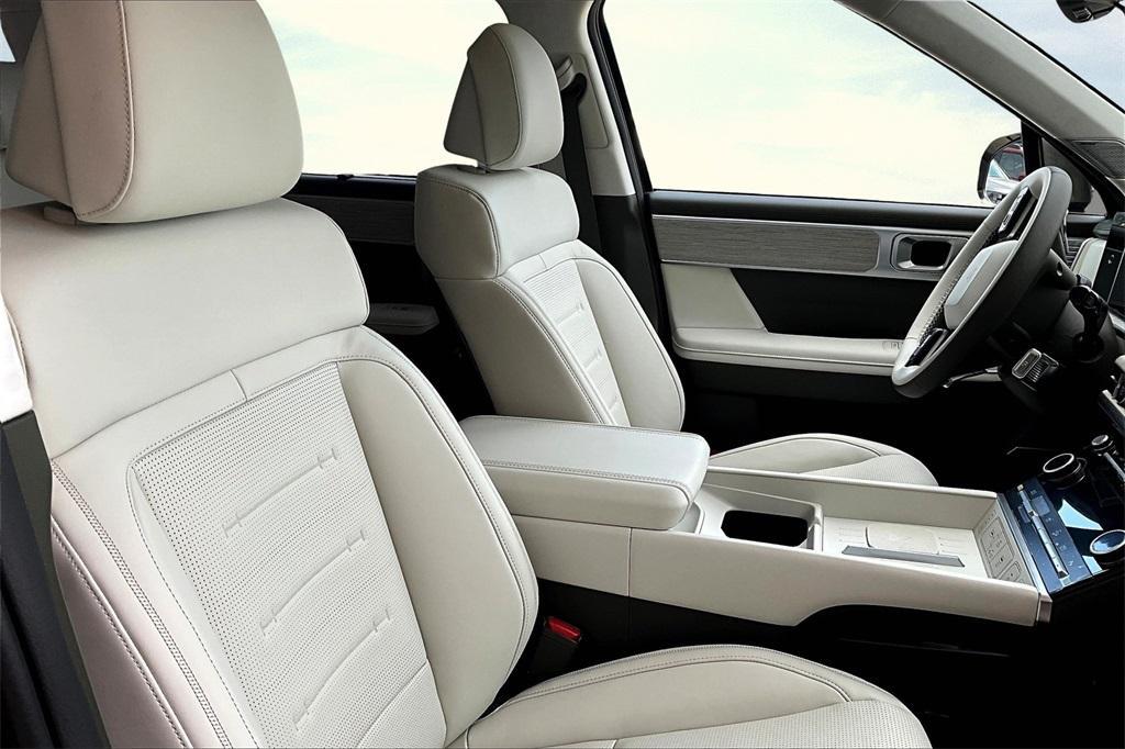 new 2025 Hyundai SANTA FE HEV car, priced at $44,844