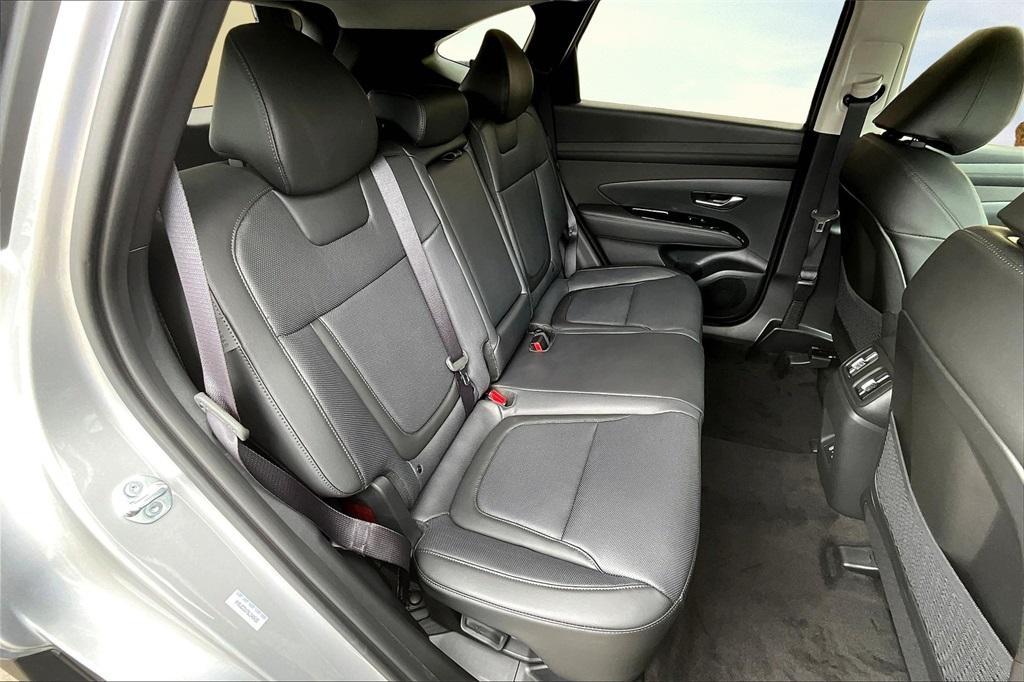 new 2025 Hyundai TUCSON Hybrid car, priced at $40,075