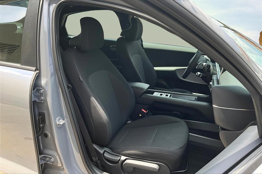 new 2025 Hyundai IONIQ 6 car, priced at $39,225