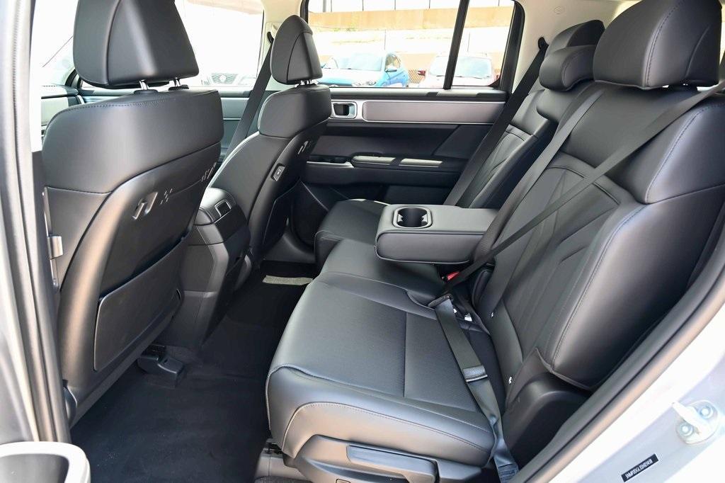 new 2025 Hyundai Santa Fe car, priced at $37,020