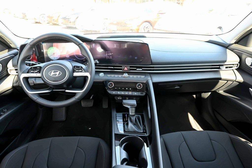 new 2025 Hyundai Elantra car, priced at $26,775