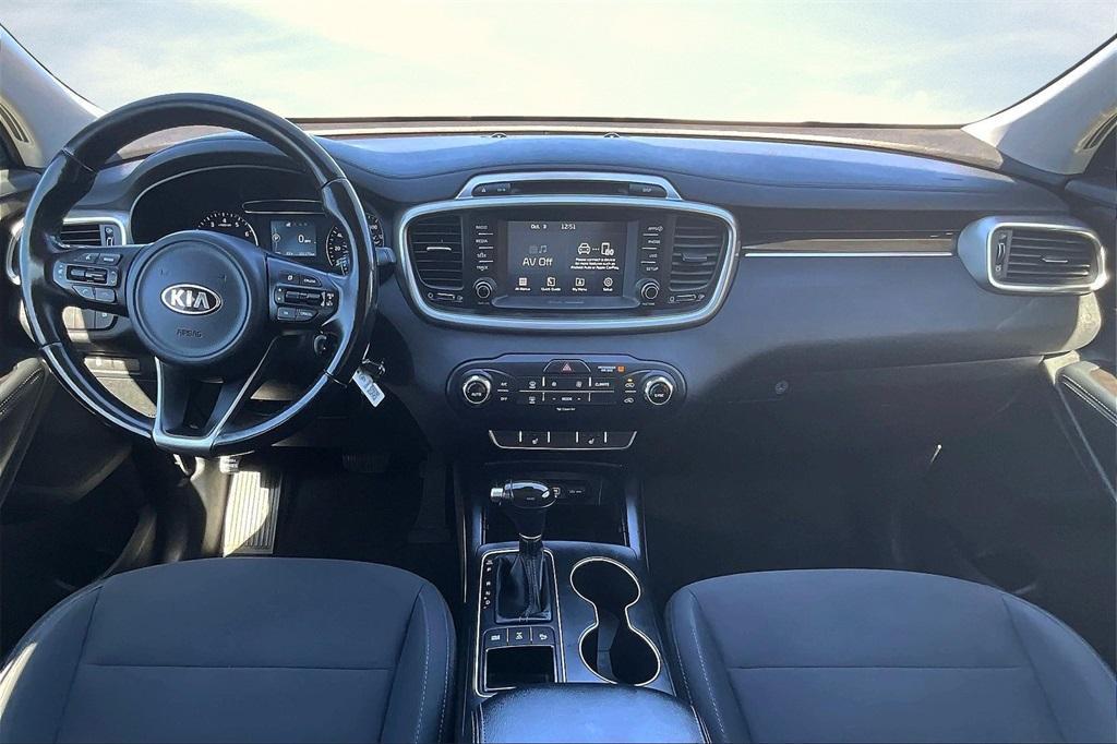 used 2018 Kia Sorento car, priced at $12,998
