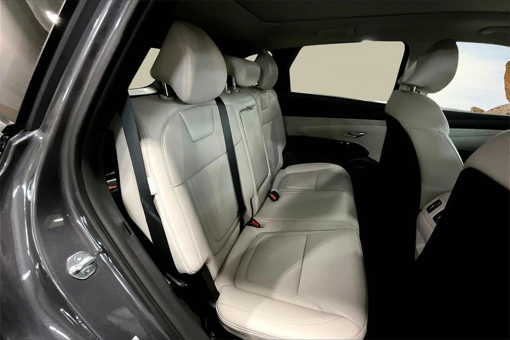 new 2025 Hyundai TUCSON Hybrid car, priced at $39,795