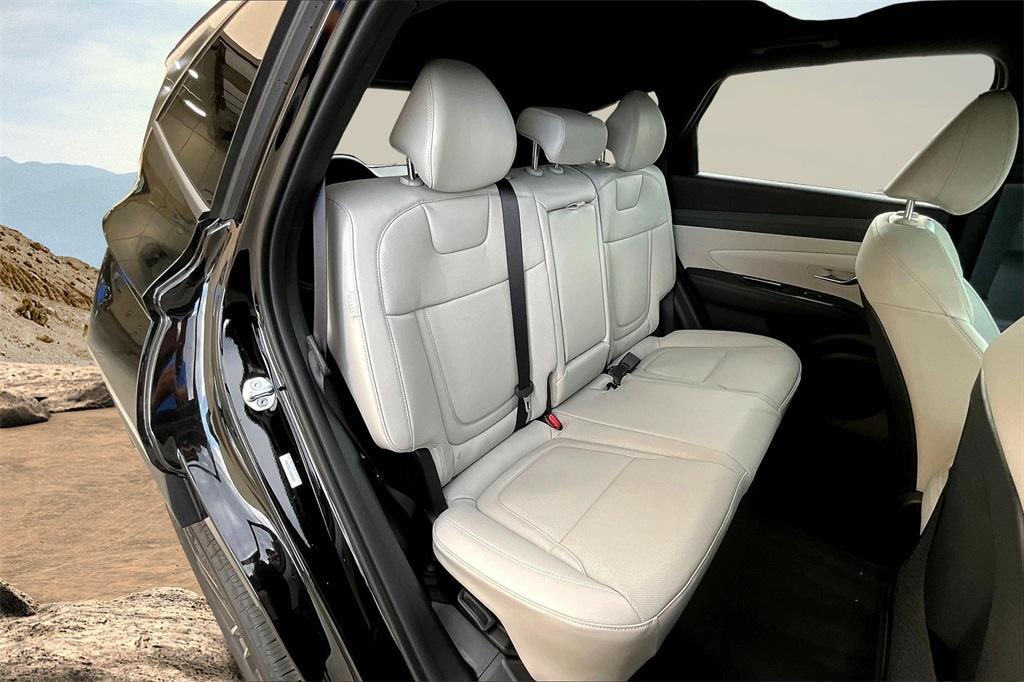 new 2025 Hyundai TUCSON Hybrid car, priced at $40,145