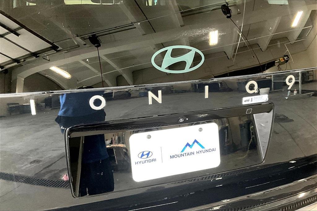 new 2026 Hyundai IONIQ 9 car, priced at $60,420