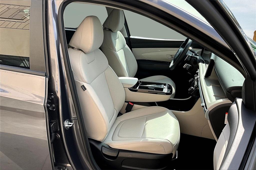 new 2025 Hyundai TUCSON Hybrid car, priced at $34,915