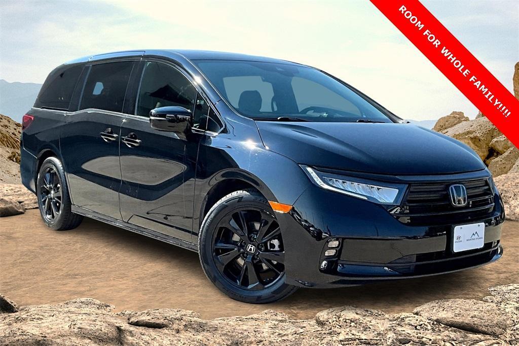 used 2023 Honda Odyssey car, priced at $35,017