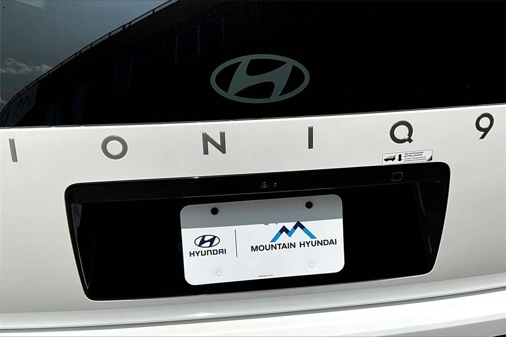 new 2026 Hyundai IONIQ 9 car, priced at $63,420