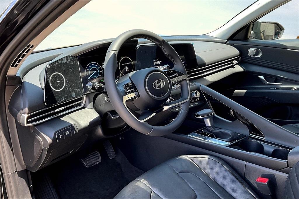 new 2025 Hyundai ELANTRA HEV car, priced at $29,060