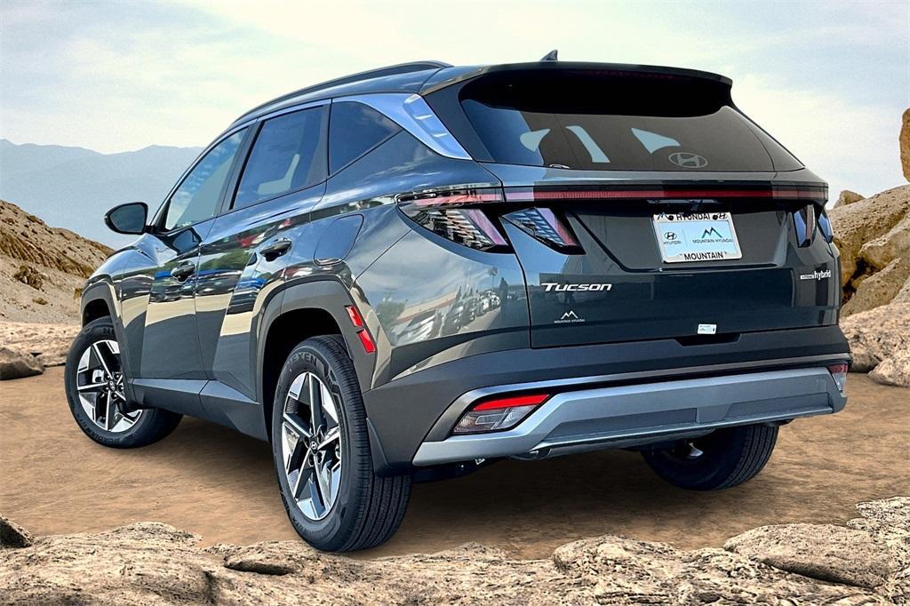 new 2025 Hyundai TUCSON Hybrid car, priced at $35,795