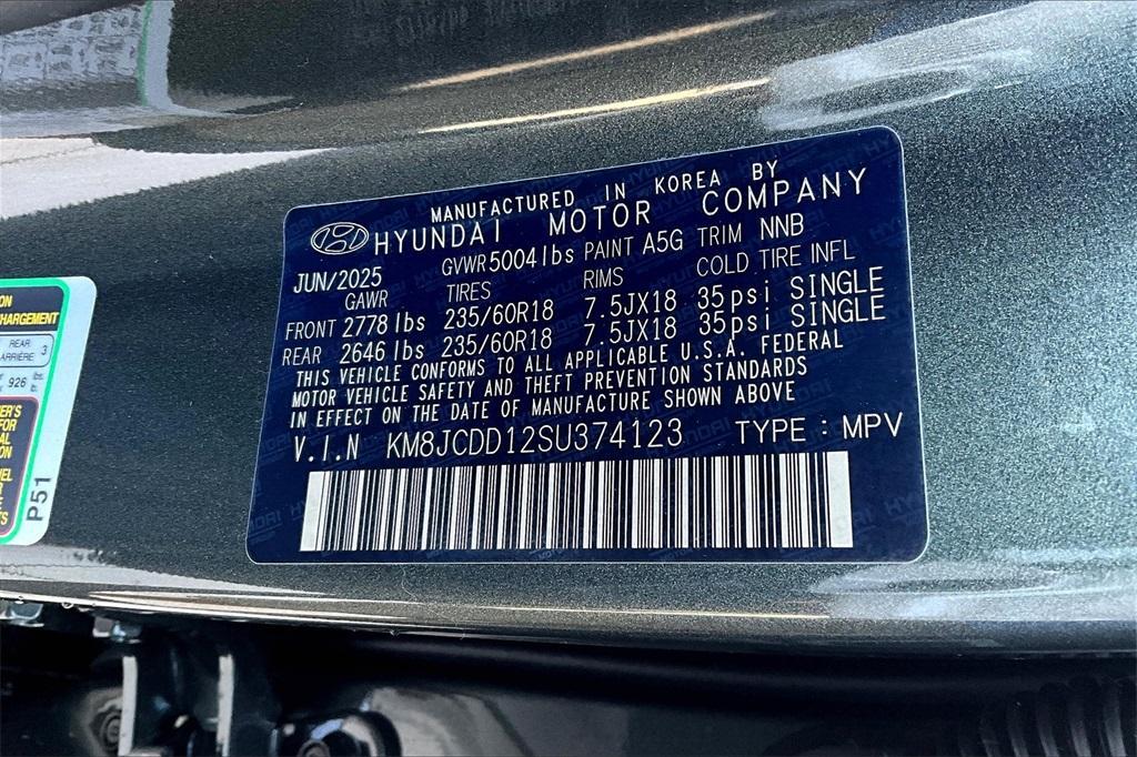 new 2025 Hyundai TUCSON Hybrid car, priced at $35,795