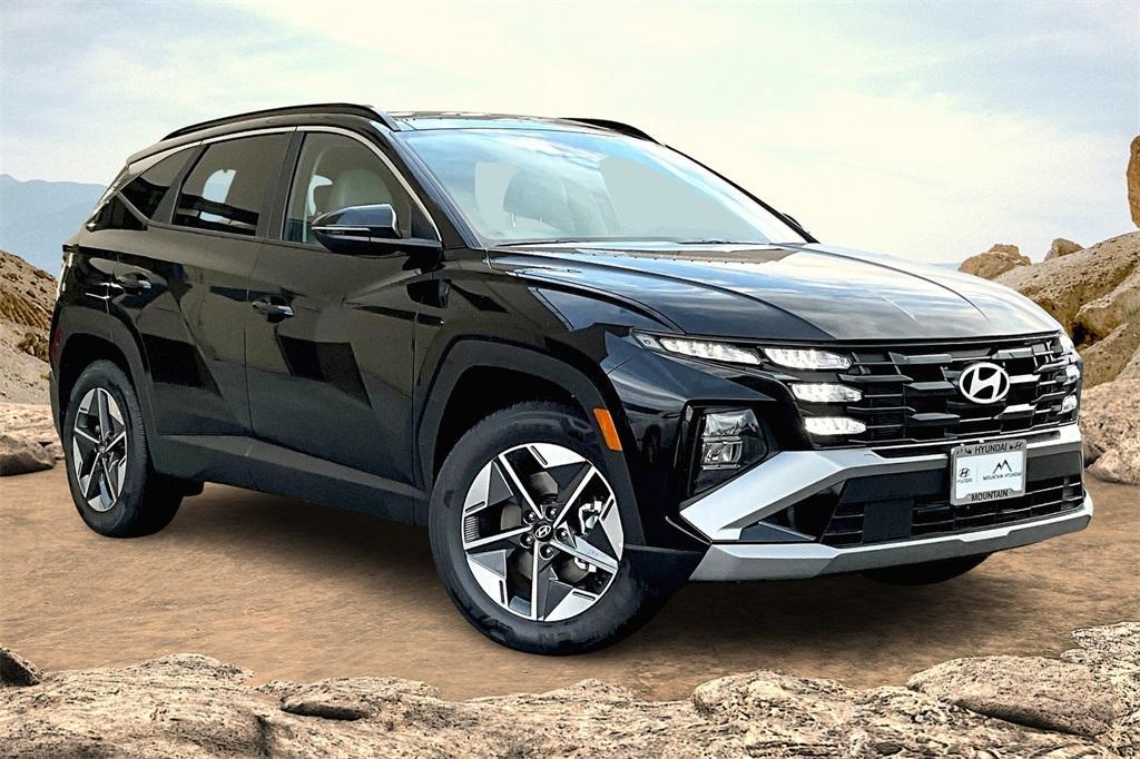 new 2025 Hyundai TUCSON Hybrid car, priced at $34,905