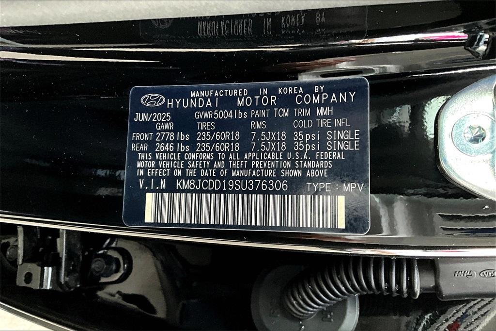 new 2025 Hyundai TUCSON Hybrid car, priced at $34,905